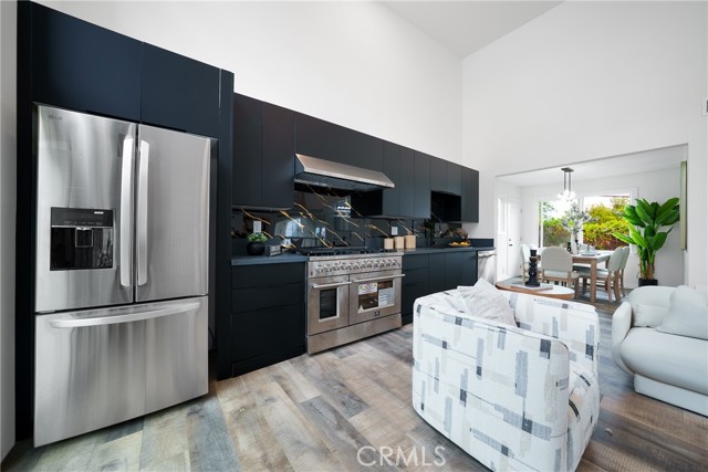 2423 Rockdell Street, La Crescenta CA: https://media.crmls.org/medias/e7ae9ba6-afa1-49e1-b44d-2ba07c60de69.jpg