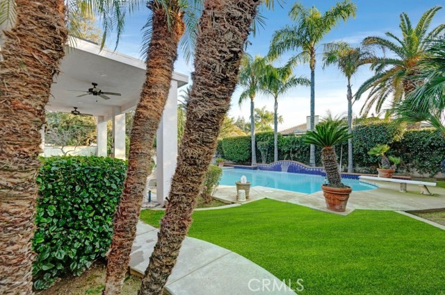 Detail Gallery Image 27 of 38 For 10727 Iron Creek Ave, Bakersfield,  CA 93312 - 4 Beds | 2 Baths