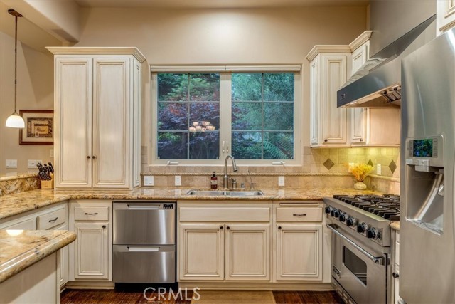 977 Jacqueline Place, Nipomo CA: https://media.crmls.org/medias/e7af70ce-fc4c-4e11-b7d0-2150ac2303eb.jpg