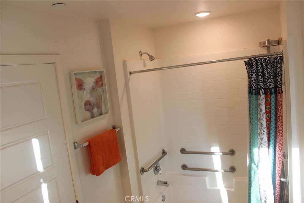 MLS #GD25151400 img 13