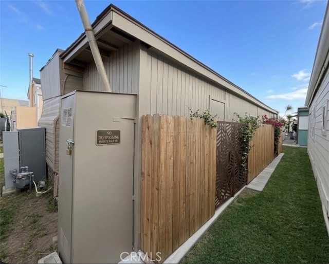 Detail Gallery Image 13 of 16 For 12265 Woodruff Ave #39,  Downey,  CA 90241 - 2 Beds | 1 Baths