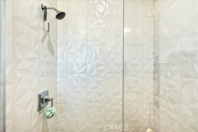 Detail Gallery Image 33 of 74 For 38000 via Vista Grande, Murrieta,  CA 92562 - 5 Beds | 5/2 Baths