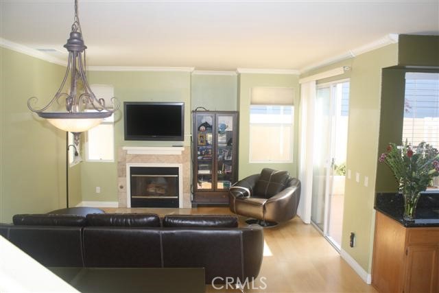26045 Frampton Avenue, Harbor City CA: https://media.crmls.org/medias/e7b1c8b7-bb02-4e1b-b8c4-beef6287b737.jpg