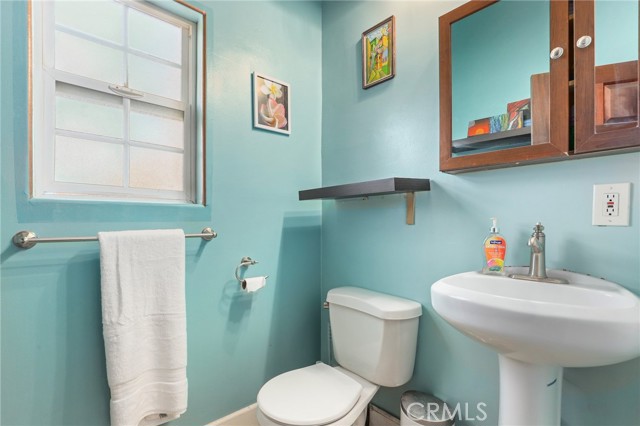 Detail Gallery Image 14 of 25 For 4603 W 161st St, Lawndale,  CA 90260 - 2 Beds | 1/1 Baths