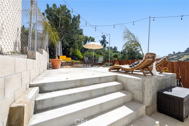 4142 Mercury Avenue, Los Angeles CA: https://media.crmls.org/medias/e7b3c1d7-0bc6-4add-847b-b63151fea72b.jpg