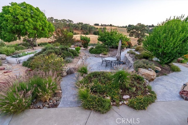 2035 Calle Pattito, Templeton CA: https://media.crmls.org/medias/e7b465b8-1ee9-46a1-91d7-ced42b3d52ea.jpg