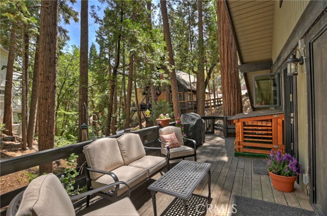 Detail Gallery Image 23 of 38 For 369 Emerald Way, Lake Arrowhead,  CA 92352 - 4 Beds | 2 Baths