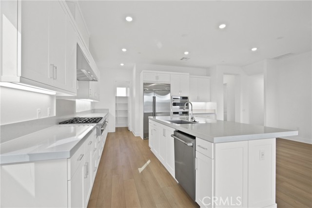 Detail Gallery Image 9 of 25 For 409 Junco, Irvine,  CA 92618 - 4 Beds | 4 Baths