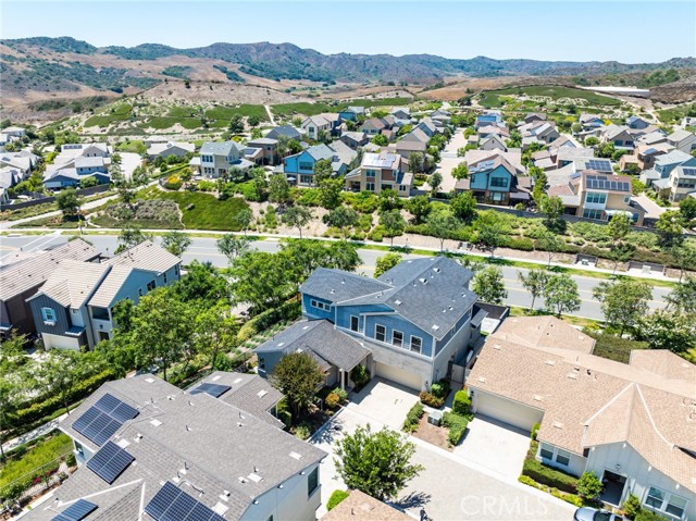 7 Alienta Lane, Rancho Mission Viejo CA: https://media.crmls.org/medias/e7b4bb18-5e8c-4f9b-a79a-6fe632d16cbc.jpg