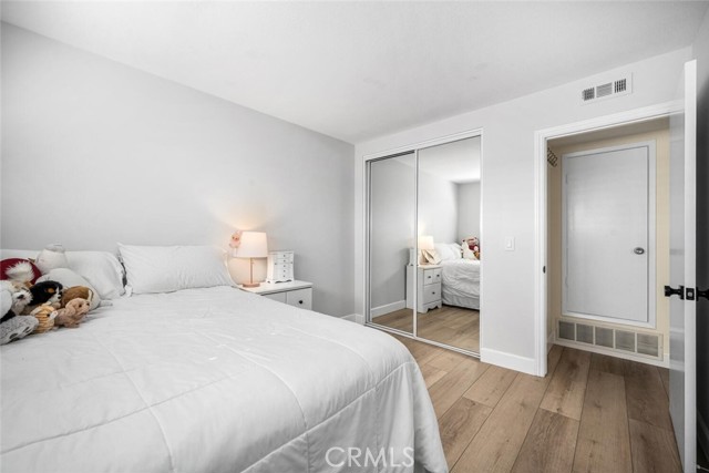 Detail Gallery Image 20 of 37 For 20326 Gardenia Dr, Huntington Beach,  CA 92646 - 3 Beds | 2/1 Baths