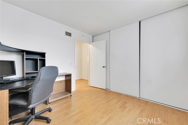 Detail Gallery Image 21 of 38 For 17078 Minnehaha St, Granada Hills,  CA 91344 - 4 Beds | 2/1 Baths