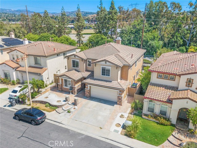8180 E Brookdale Lane, Anaheim Hills CA: https://media.crmls.org/medias/e7b614f7-03b3-4f3d-89d0-8933882f2c83.jpg