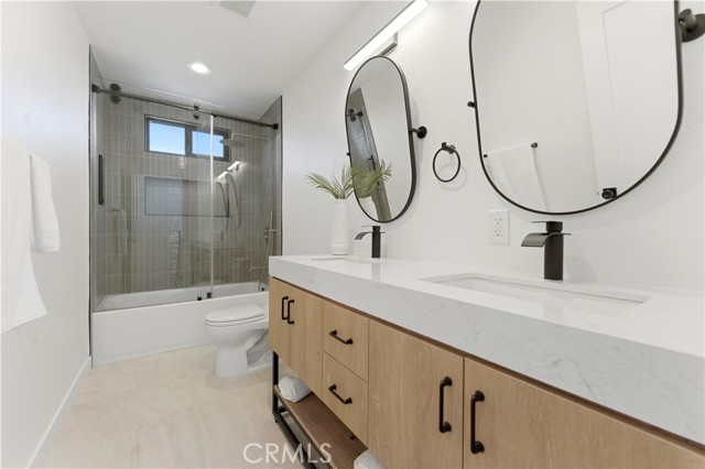 Detail Gallery Image 9 of 14 For 4817 Macafee Rd, Torrance,  CA 90505 - 4 Beds | 4 Baths