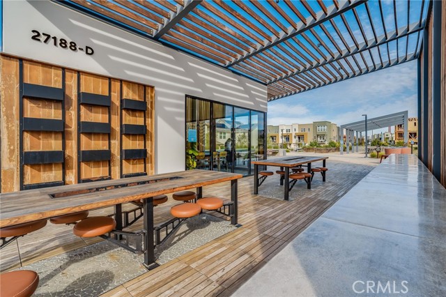 Detail Gallery Image 56 of 65 For 27220 Bush Mallow Ct, Valencia,  CA 91381 - 4 Beds | 4/1 Baths