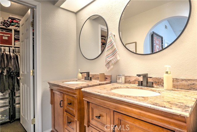 Detail Gallery Image 21 of 30 For 2701 Acorn Glen Pl, Ontario,  CA 91761 - 3 Beds | 2/1 Baths