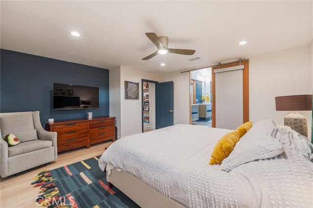 Detail Gallery Image 30 of 49 For 358 Santa Ana, Long Beach,  CA 90803 - 3 Beds | 3 Baths