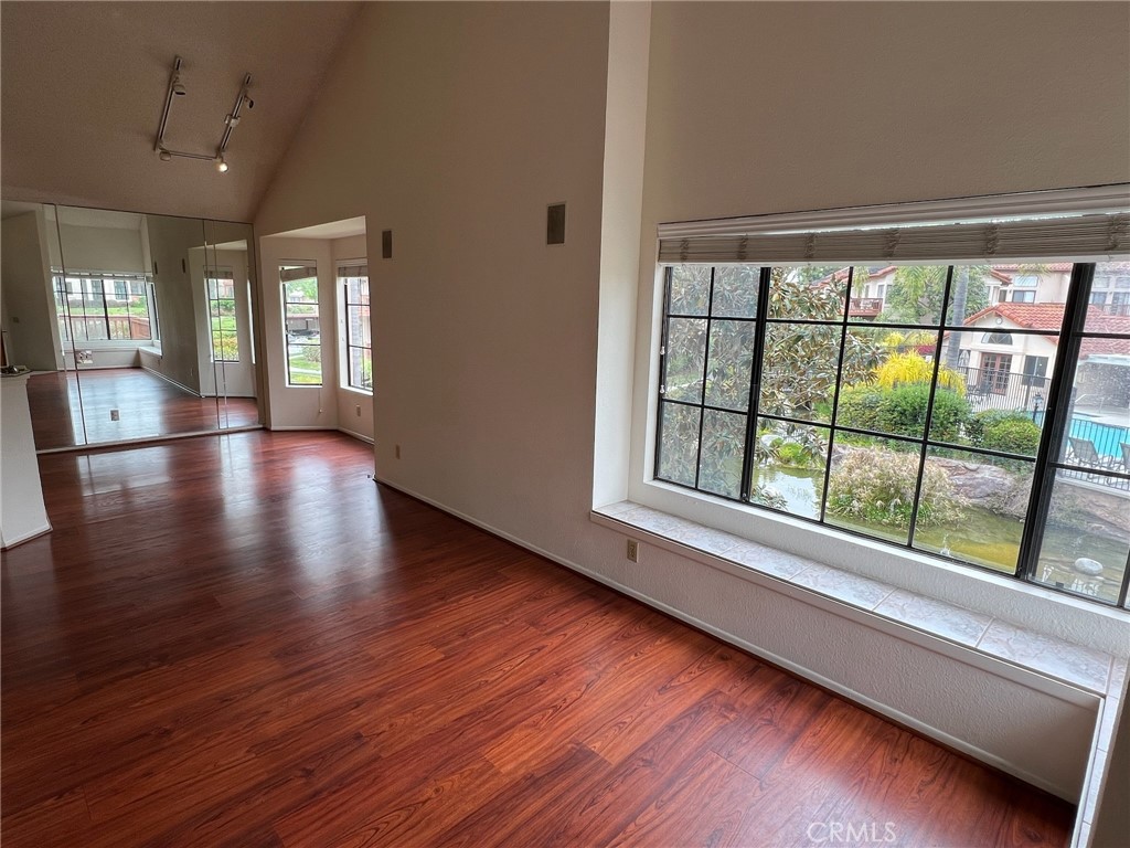 4005 Carmel View Road - photo 8