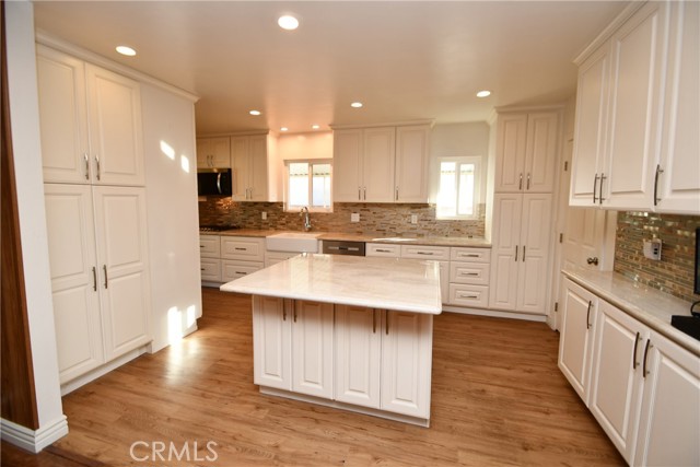 Detail Gallery Image 23 of 56 For 13841 Ocana, Bellflower,  CA 90706 - 3 Beds | 2 Baths