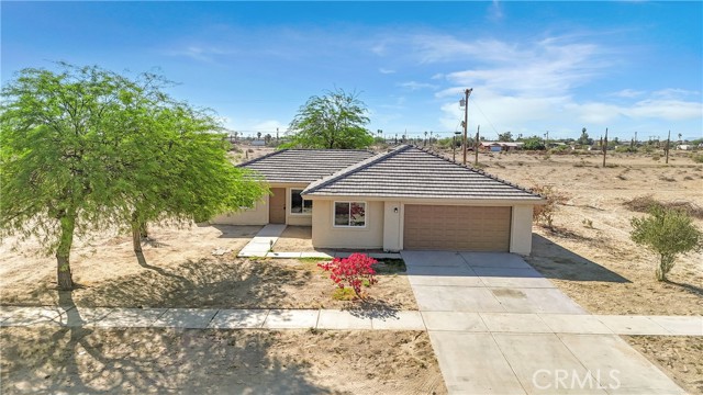 Image 28 of 39 For 1341 Beach Club Drive