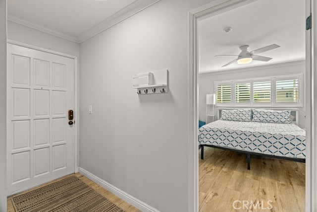 1321 Beryl Street, Redondo Beach CA: https://media.crmls.org/medias/e7b96def-f8c9-4eeb-9148-c51a2a04a7e1.jpg