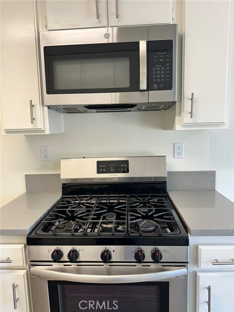 Detail Gallery Image 21 of 24 For 18225 Kingsdale Ave #207,  Redondo Beach,  CA 90278 - 3 Beds | 2 Baths