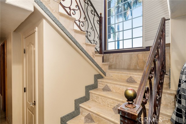 Detail Gallery Image 21 of 40 For 13391 Gimbert Ln, North Tustin,  CA 92705 - 5 Beds | 3/1 Baths