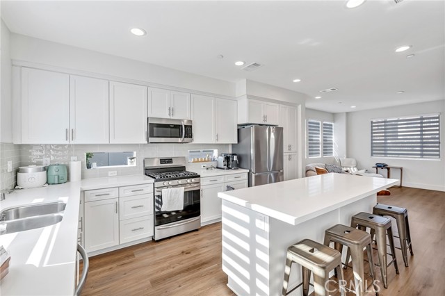 Detail Gallery Image 7 of 19 For 149 E Knox Dr, La Habra,  CA 90631 - 3 Beds | 2/1 Baths