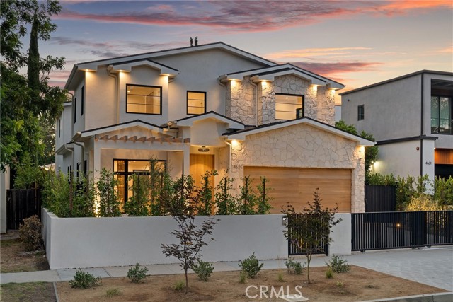 Detail Gallery Image 9 of 65 For 4625 Vesper Ave, Sherman Oaks,  CA 91403 - 5 Beds | 5/2 Baths