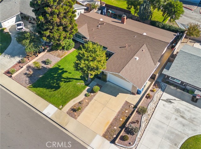 Detail Gallery Image 3 of 29 For 2066 Royalty, Pomona,  CA 91767 - 4 Beds | 2 Baths