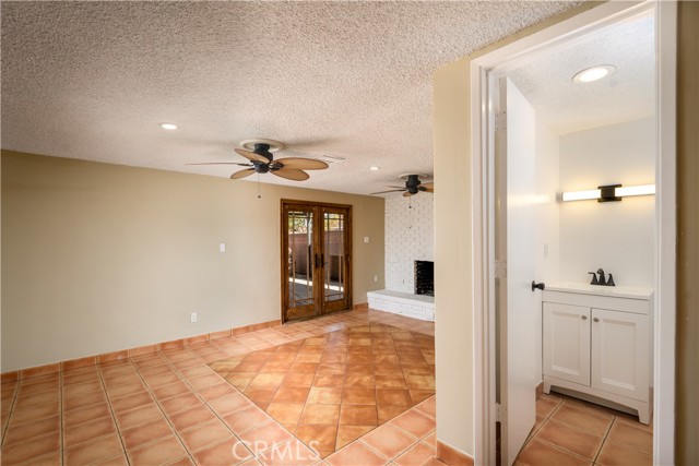 Detail Gallery Image 12 of 17 For 8108 Shadyside Ave, Whittier,  CA 90606 - 3 Beds | 1/1 Baths