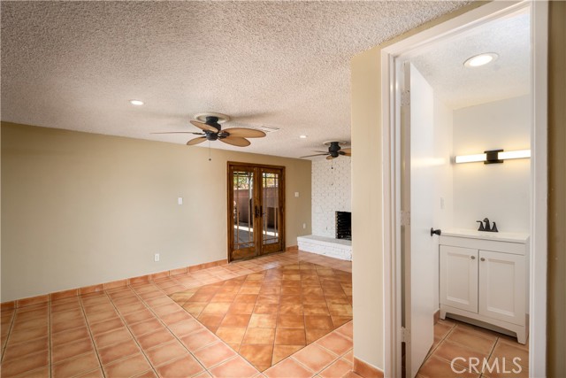 Detail Gallery Image 12 of 17 For 8108 Shadyside Ave, Whittier,  CA 90606 - 3 Beds | 1/1 Baths