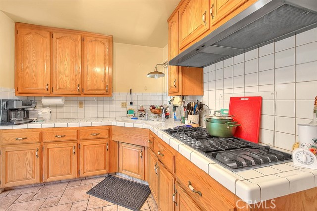 Detail Gallery Image 17 of 53 For 18460 Hibiscus Ave, Riverside,  CA 92508 - 4 Beds | 2 Baths
