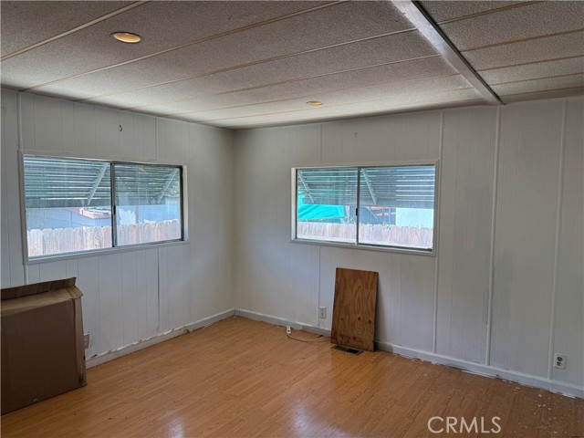 16600 Orange Avenue, Paramount CA: https://media.crmls.org/medias/e7bee23a-2d9d-4315-afc4-9d8309734a4b.jpg