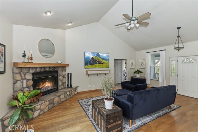 Detail Gallery Image 17 of 50 For 1285 Skyview Ct, Big Bear City,  CA 92314 - 3 Beds | 2 Baths