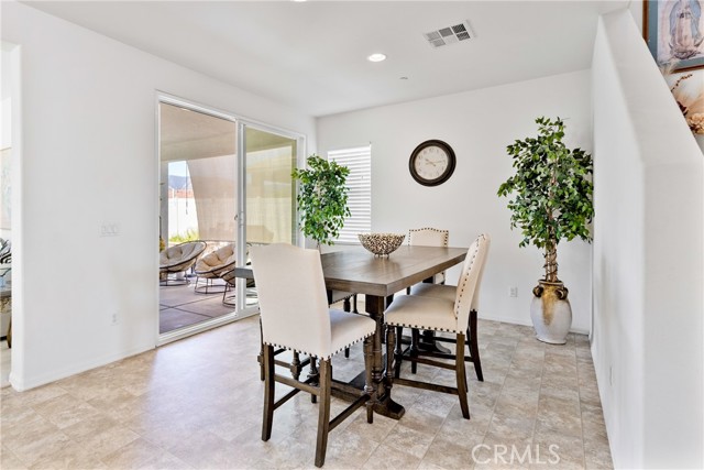 Detail Gallery Image 14 of 47 For 29304 Bent Grass, Lake Elsinore,  CA 92530 - 4 Beds | 3 Baths