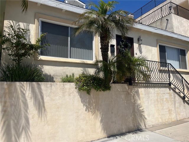 3300 Seaview Avenue, Corona del Mar CA: https://media.crmls.org/medias/e7bfb0d3-eacd-4b12-9c39-d02196e616e2.jpg