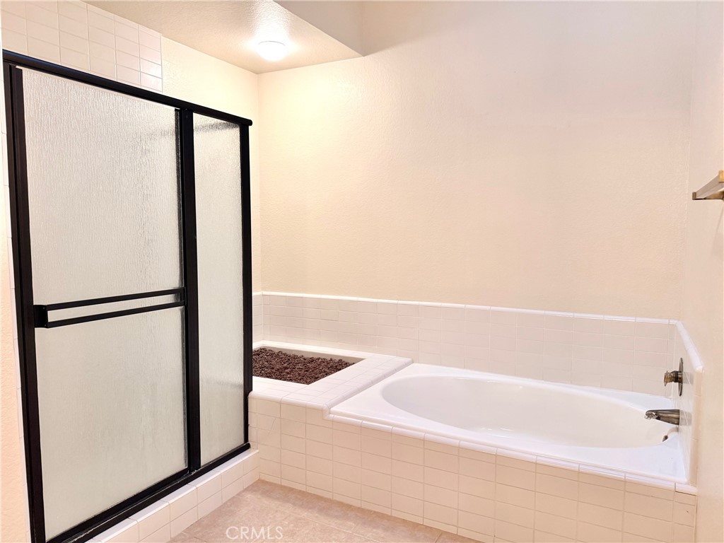 MLS #OC25274797 image #23