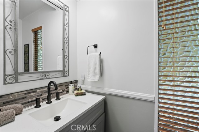 Detail Gallery Image 30 of 41 For 486 Pyramid Dr, Lake Arrowhead,  CA 92352 - 3 Beds | 2 Baths