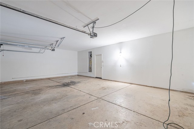 43839 58th W Street, Lancaster CA: https://media.crmls.org/medias/e7c0b421-4768-4f8d-b70b-86111b284144.jpg