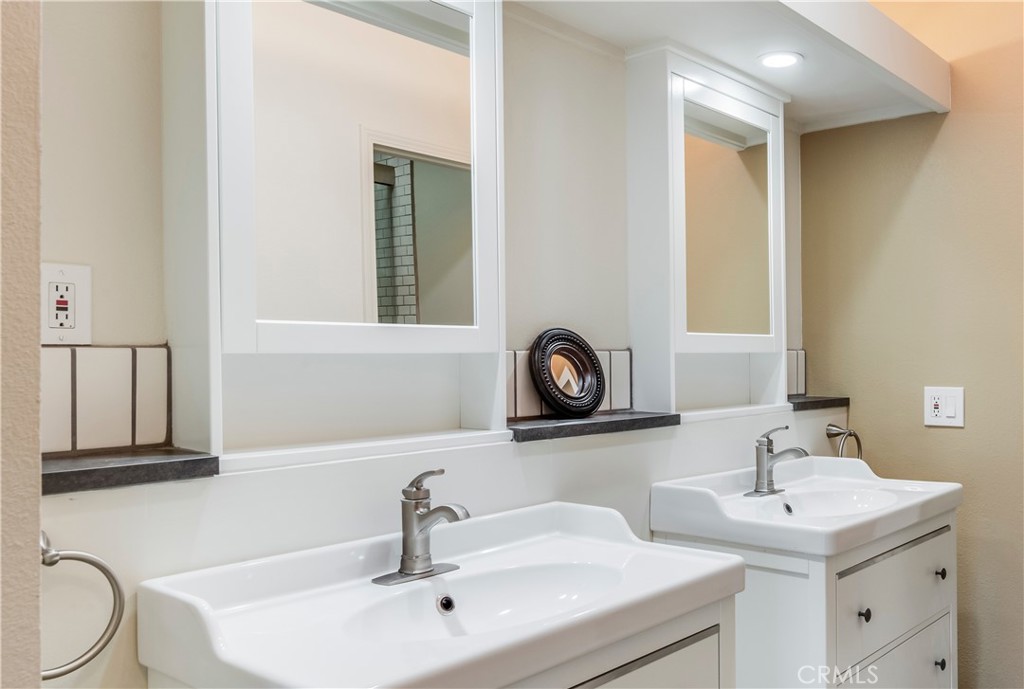 MLS #PV25255662 image #15