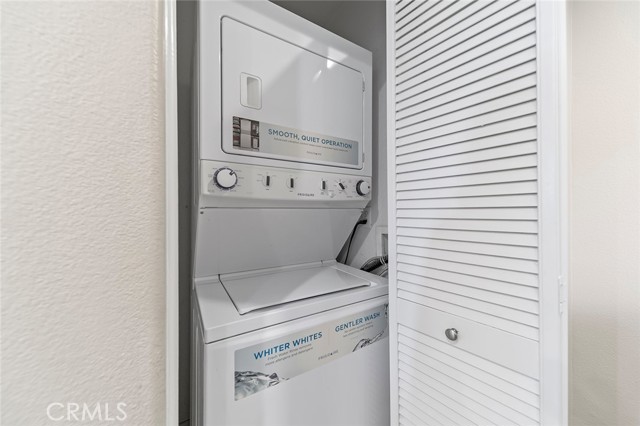7725 Hess Place, Rancho Cucamonga CA: https://media.crmls.org/medias/e7c266e0-1dd8-4b5c-8a1d-f61370b52082.jpg