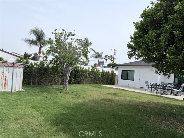 Detail Gallery Image 7 of 32 For 11031 Lull St, Sun Valley,  CA 91352 - 2 Beds | 1/1 Baths