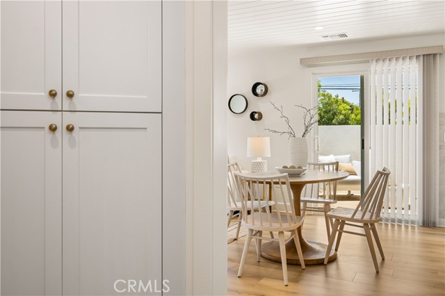 2134 Orange Avenue, Costa Mesa CA: https://media.crmls.org/medias/e7c34f4e-6cd0-451c-bf70-04f048a00067.jpg