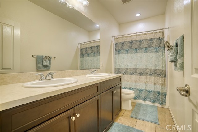 Detail Gallery Image 19 of 56 For 14693 Marquette Ave, Chino,  CA 91710 - 3 Beds | 2/1 Baths