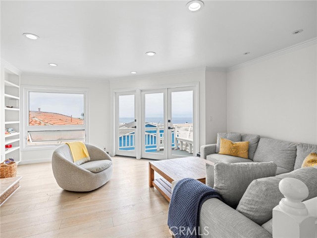 Detail Gallery Image 22 of 32 For 309 20th Pl, Manhattan Beach,  CA 90266 - 3 Beds | 2 Baths