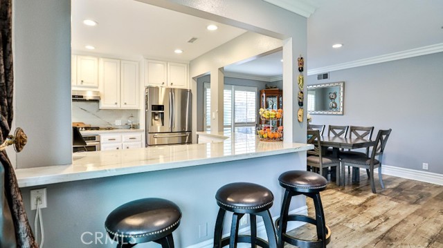 22941 Belquest Drive, Lake Forest CA: https://media.crmls.org/medias/e7c48f69-38a0-4f89-98ab-d310bedfbe39.jpg