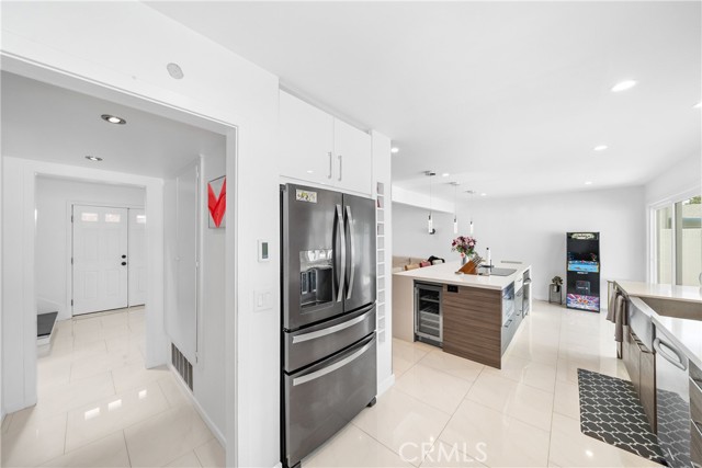 Detail Gallery Image 19 of 61 For 20191 Imperial Cove Ln, Huntington Beach,  CA 92646 - 3 Beds | 3 Baths