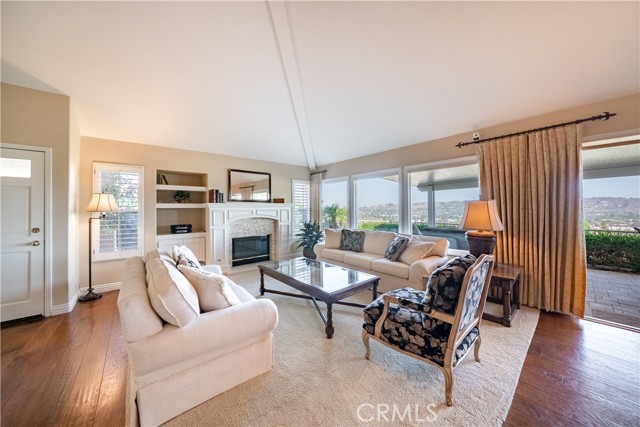 Detail Gallery Image 4 of 15 For 27585 via Montoya, San Juan Capistrano,  CA 92675 - 3 Beds | 2 Baths