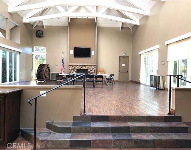 3512 Bravata Drive, Huntington Beach CA: https://media.crmls.org/medias/e7c69242-9ed0-486e-81ba-21bfe5e6b162.jpg
