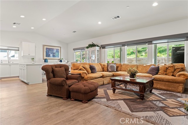 Detail Gallery Image 14 of 38 For 30765 Expedition Dr, Winchester,  CA 92596 - 3 Beds | 2 Baths